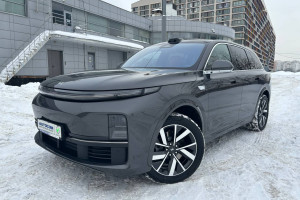 Li Auto (Lixiang) L7