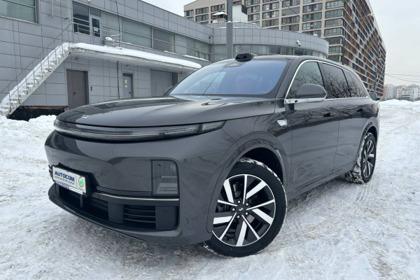 2023 Li Auto (Lixiang) L7 с пробегом 50 км