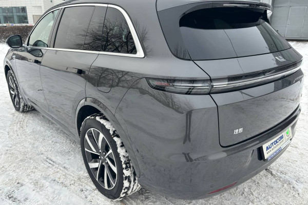 2023 Li Auto (Lixiang) L7 с пробегом 50 км