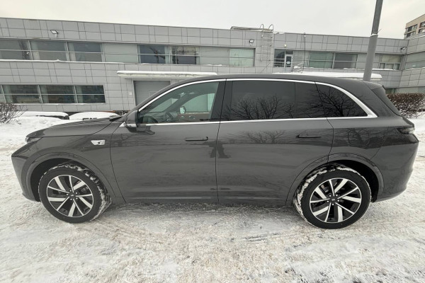 2023 Li Auto (Lixiang) L7 с пробегом 50 км