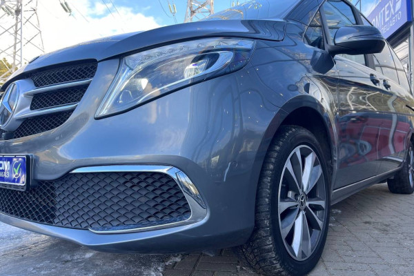 2022 Mercedes-Benz V-Класс с пробегом 30 100 км