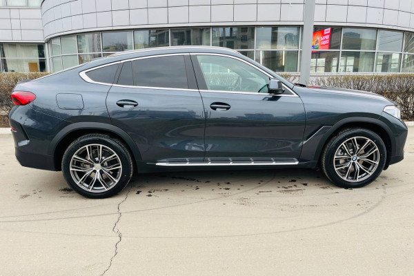 2020 BMW X6 с пробегом 98 000 км