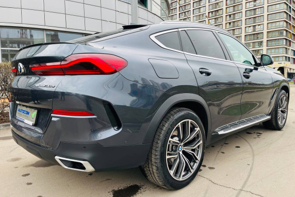 2020 BMW X6 с пробегом 98 000 км