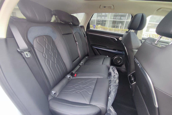 2023 Voyah Free с пробегом 20 км