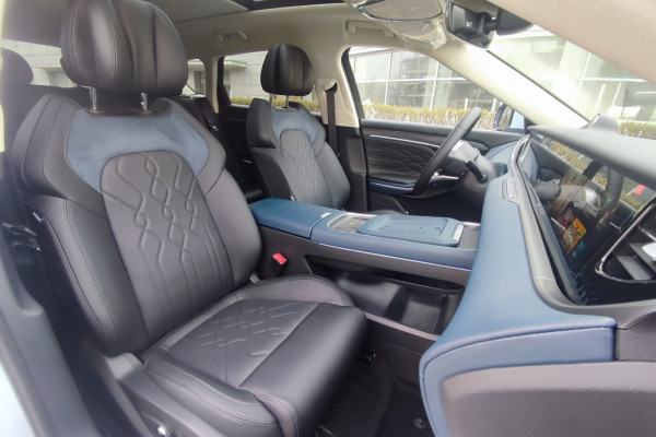 2023 Voyah Free с пробегом 20 км