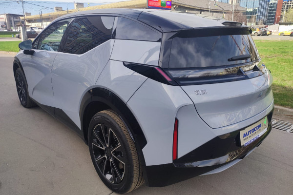 2023 Zeekr X с пробегом 20 км