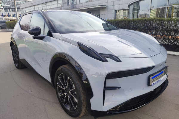2023 Zeekr X с пробегом 20 км