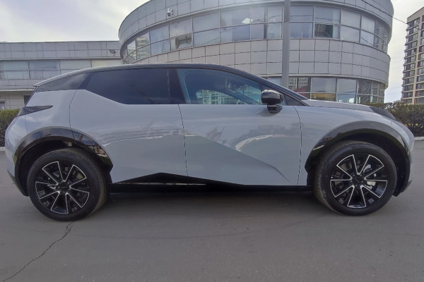 2023 Zeekr X с пробегом 20 км