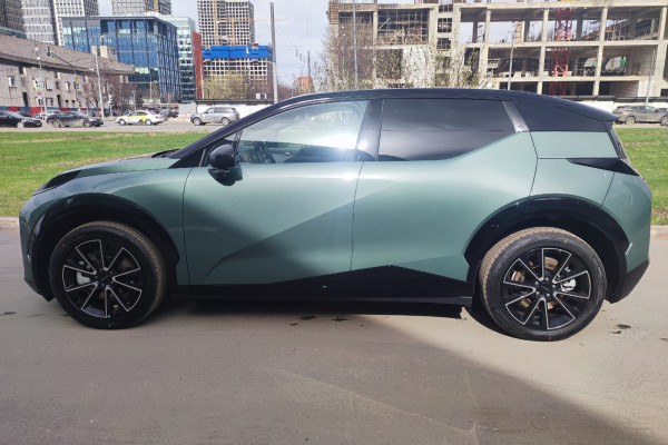 2023 Zeekr X с пробегом 20 км