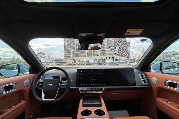2023 Li Auto (Lixiang) L9 с пробегом 22 км