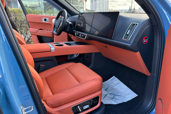 2023 Li Auto (Lixiang) L9 с пробегом 22 км