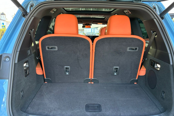 2023 Li Auto (Lixiang) L9 с пробегом 22 км