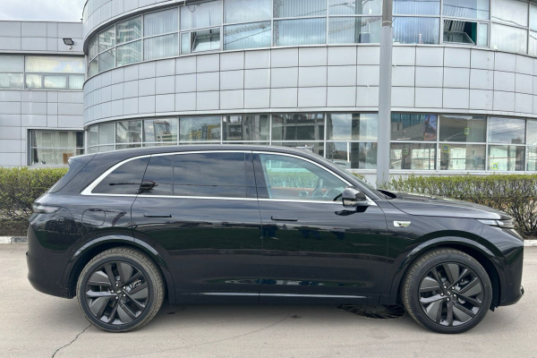 2023 Li Auto (Lixiang) L7 с пробегом 20 км
