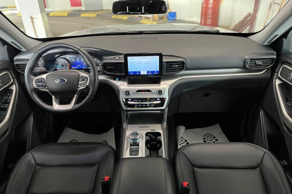 2020 Ford Explorer с пробегом 62 000 км