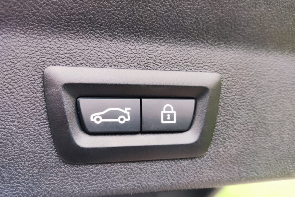 2022 BMW X3 с пробегом 10 200 км