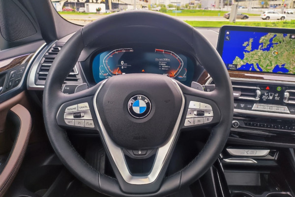 2022 BMW X3 с пробегом 10 200 км