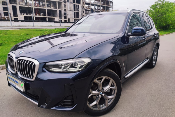 2022 BMW X3 с пробегом 10 200 км