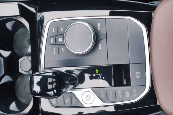 2022 BMW X3 с пробегом 10 200 км