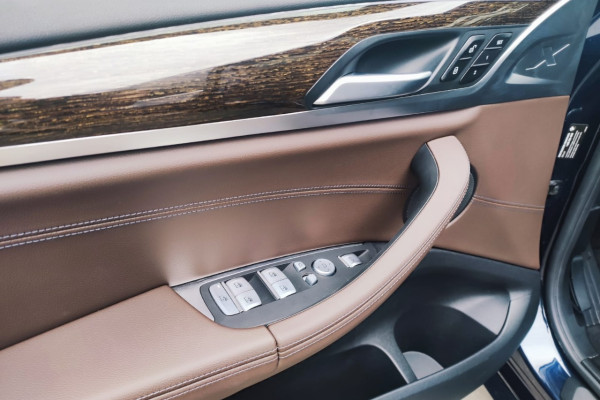 2022 BMW X3 с пробегом 10 200 км