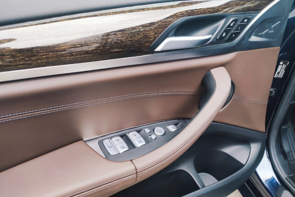 2022 BMW X3 с пробегом 10 200 км