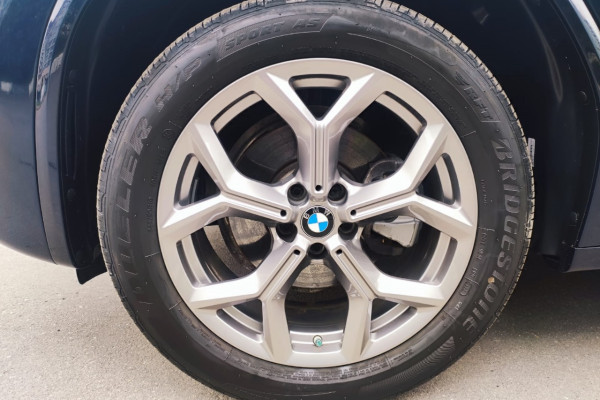 2022 BMW X3 с пробегом 10 200 км