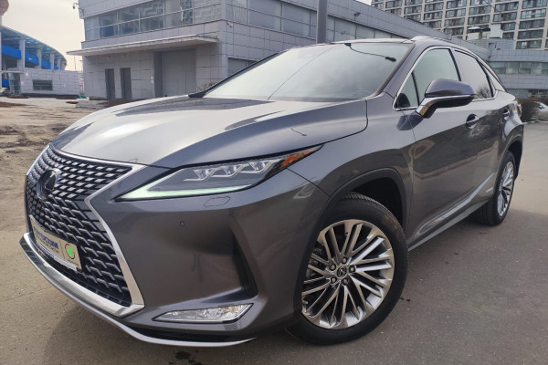 2019 Lexus RX с пробегом 28 500 км