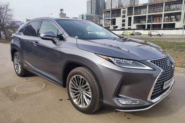 2019 Lexus RX с пробегом 28 500 км