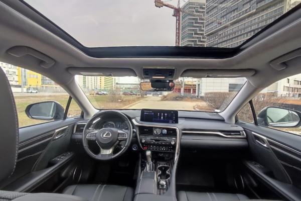 2019 Lexus RX с пробегом 28 500 км