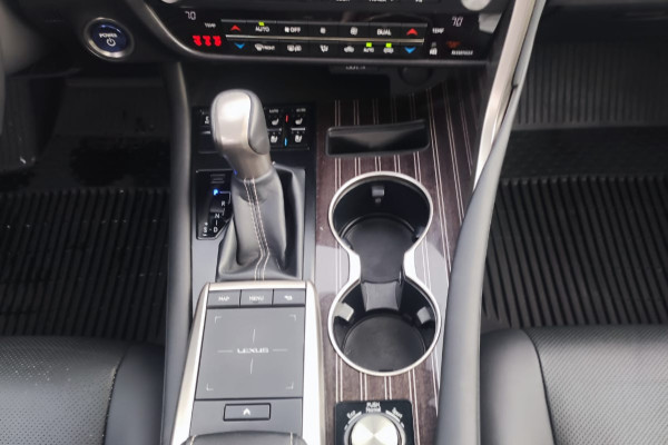 2019 Lexus RX с пробегом 28 500 км