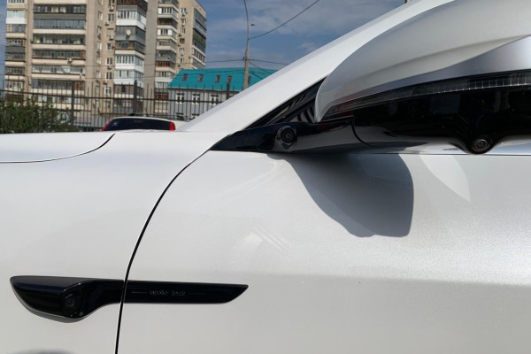 2023 Voyah Free с пробегом 20 км
