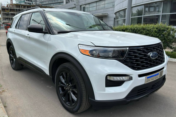 2020 Ford Explorer с пробегом 37 800 км