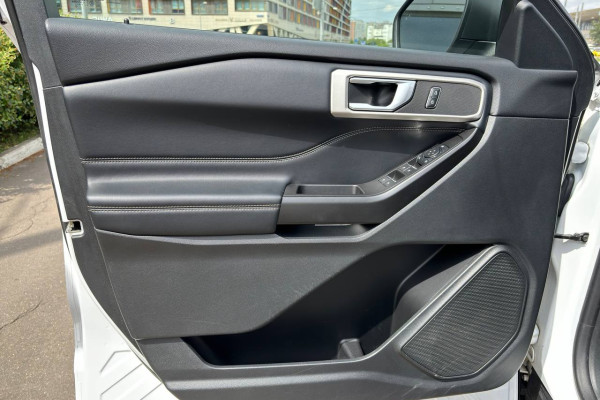 2020 Ford Explorer с пробегом 37 800 км