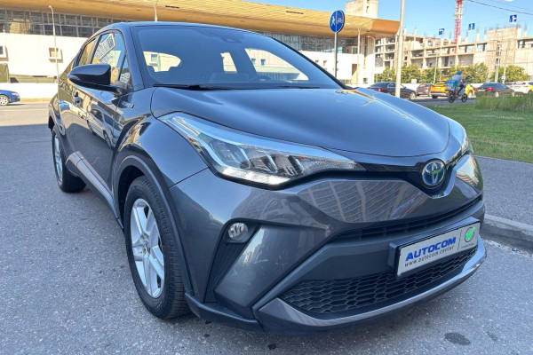 2021 Toyota C-HR с пробегом 44 000 км