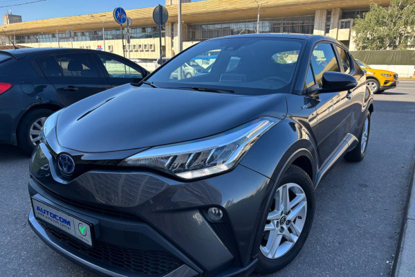2021 Toyota C-HR с пробегом 44 000 км