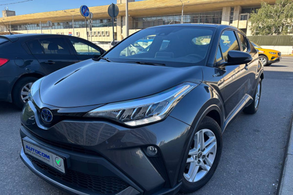 2021 Toyota C-HR с пробегом 44 000 км
