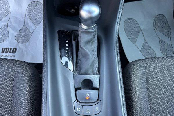 2021 Toyota C-HR с пробегом 44 000 км