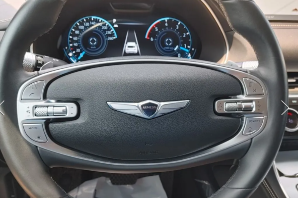 2021 Genesis GV80 с пробегом 46 900 км