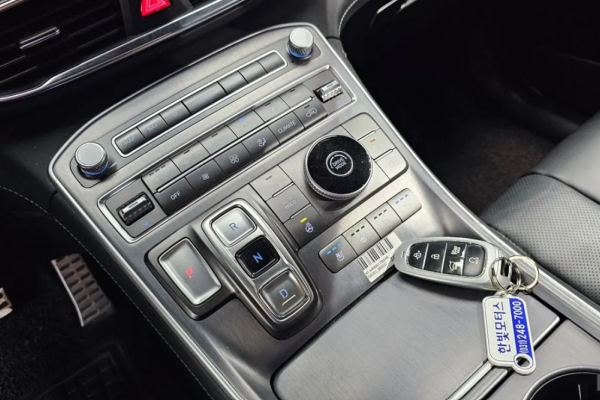 2020 Hyundai Santa Fe с пробегом 63 264 км