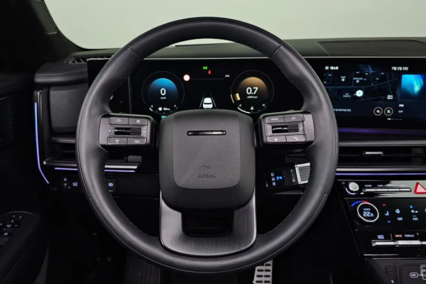 2023 Hyundai Santa Fe с пробегом 6 106 км
