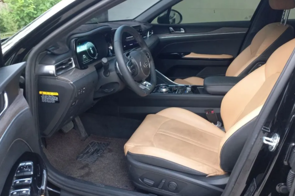 2020 Kia K5 с пробегом 52 141 км