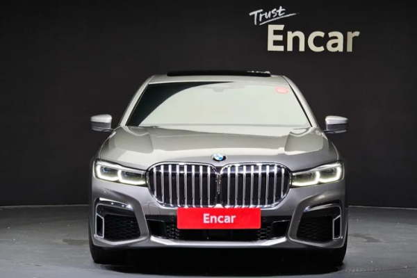 2020 BMW 7 серии с пробегом 70 000 км