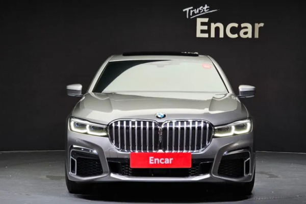 2020 BMW 7 серии с пробегом 70 000 км