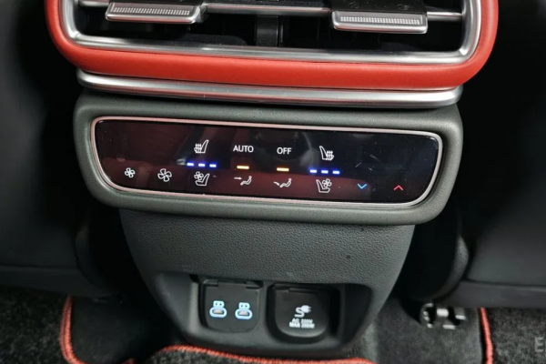 2023 Genesis GV80 Coupe с пробегом 4 136 км