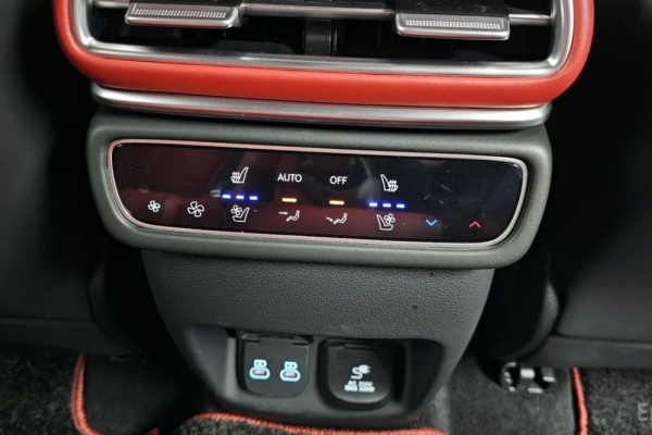 2023 Genesis GV80 Coupe с пробегом 4 136 км