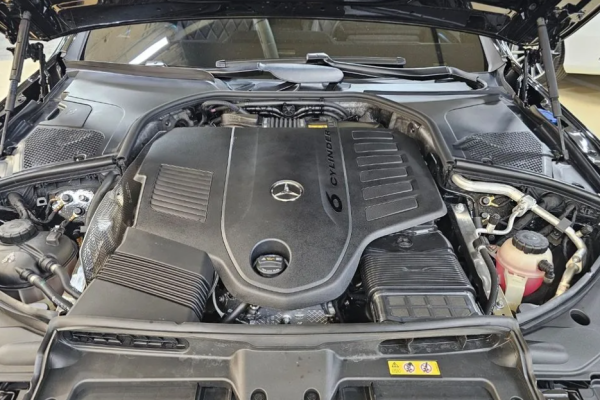 2023 Mercedes-Benz S-Класс с пробегом 10 500 км