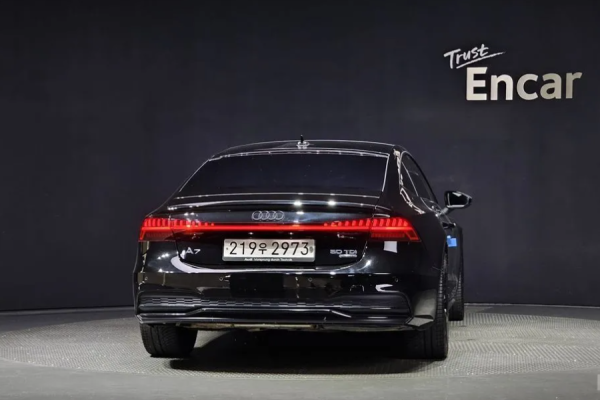 2020 Audi A7 с пробегом 40 733 км