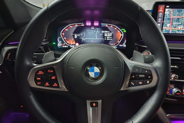 2023 BMW 6 серии с пробегом 10 000 км