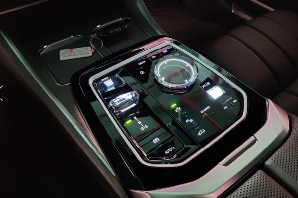 2023 BMW 7 серии с пробегом 10 000 км