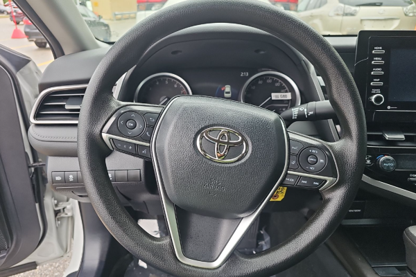 2021 Toyota Camry с пробегом 29 000 миль