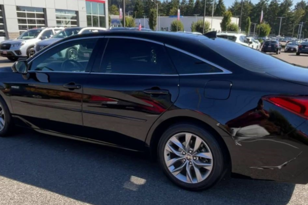 2021 Toyota Avalon с пробегом 43 000 миль